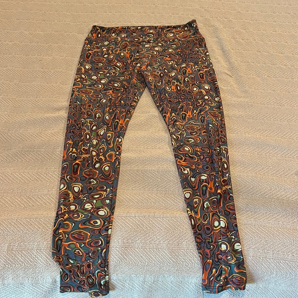 Tall and curvy, Lula roe leggings